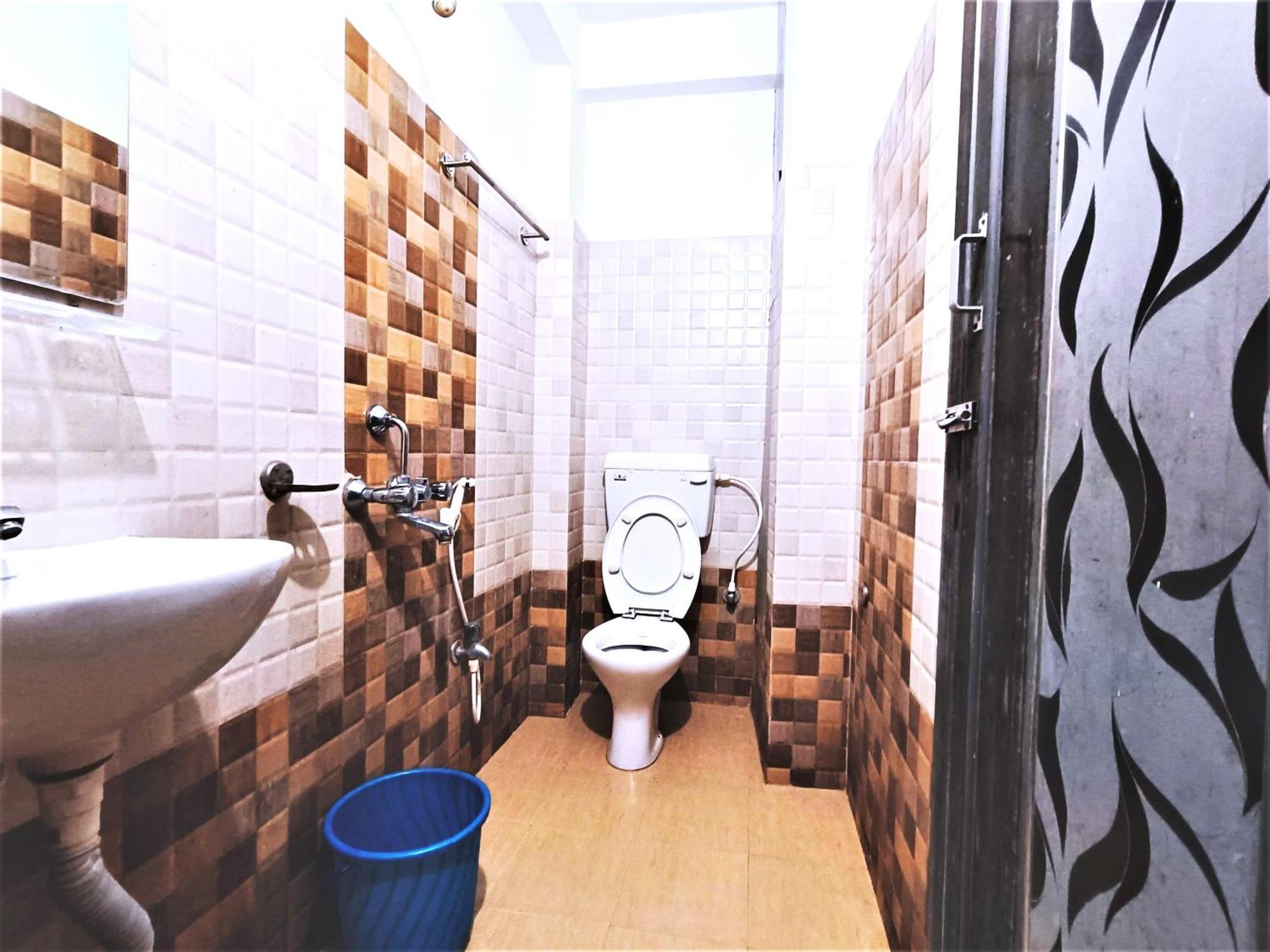 Goroomgo Krishna Residency Puri Near Sea Beach - Spacious Room With Excellent Service Awarded - Best Seller Buitenkant foto