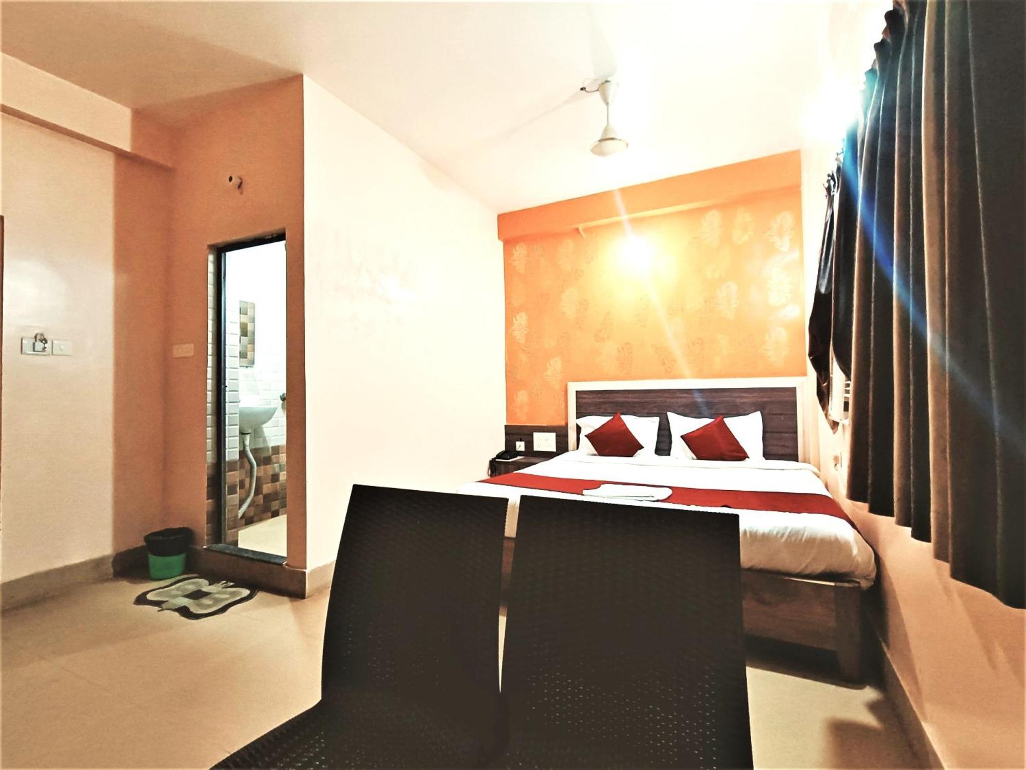 Goroomgo Krishna Residency Puri Near Sea Beach - Spacious Room With Excellent Service Awarded - Best Seller Buitenkant foto