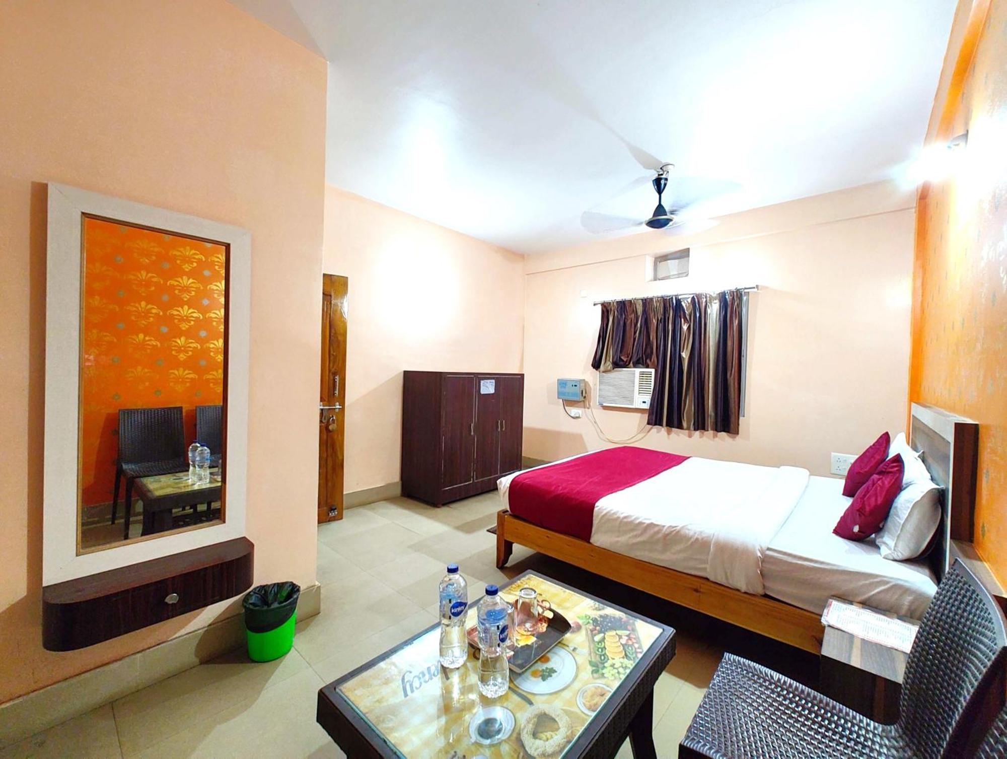 Goroomgo Krishna Residency Puri Near Sea Beach - Spacious Room With Excellent Service Awarded - Best Seller Buitenkant foto